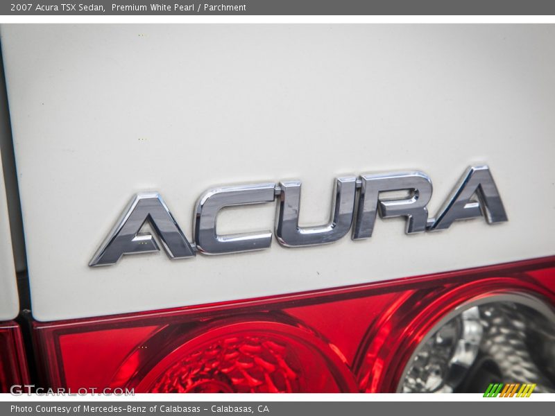 Premium White Pearl / Parchment 2007 Acura TSX Sedan