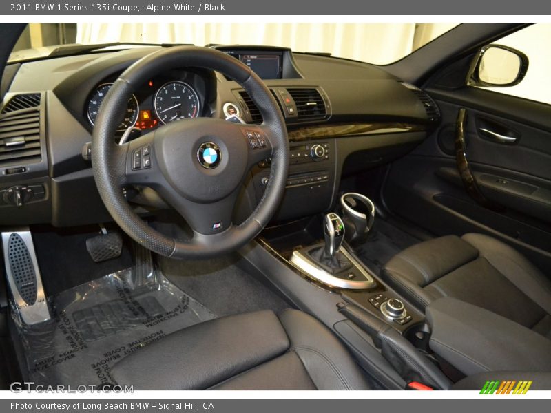 Alpine White / Black 2011 BMW 1 Series 135i Coupe