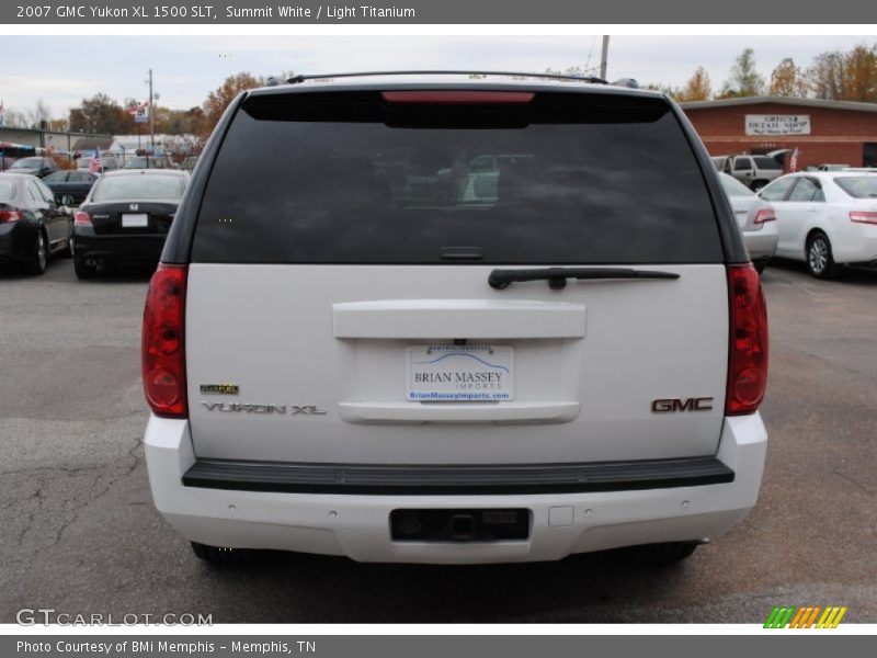 Summit White / Light Titanium 2007 GMC Yukon XL 1500 SLT