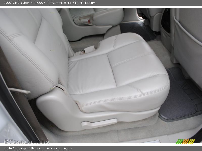 Summit White / Light Titanium 2007 GMC Yukon XL 1500 SLT