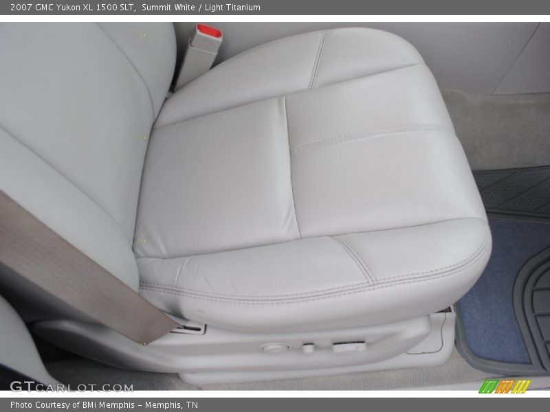 Summit White / Light Titanium 2007 GMC Yukon XL 1500 SLT
