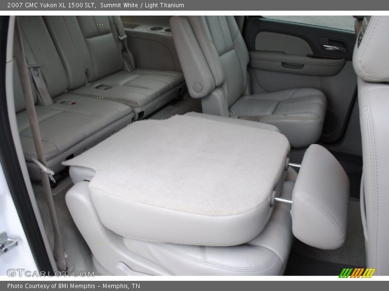 Summit White / Light Titanium 2007 GMC Yukon XL 1500 SLT