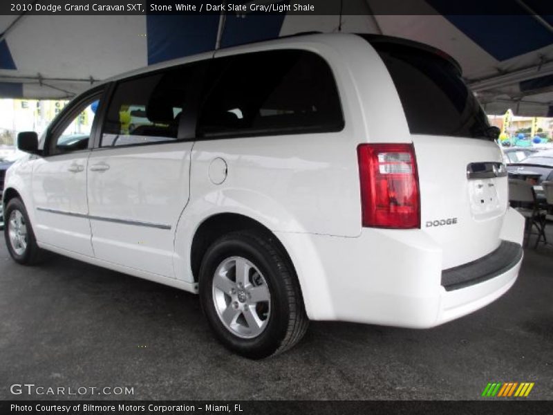 Stone White / Dark Slate Gray/Light Shale 2010 Dodge Grand Caravan SXT
