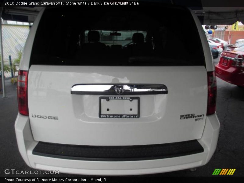 Stone White / Dark Slate Gray/Light Shale 2010 Dodge Grand Caravan SXT