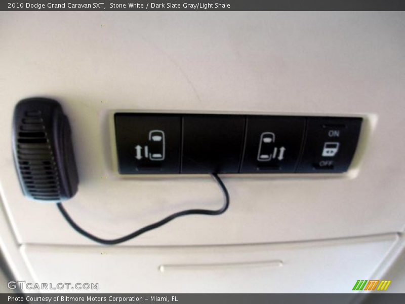 Stone White / Dark Slate Gray/Light Shale 2010 Dodge Grand Caravan SXT