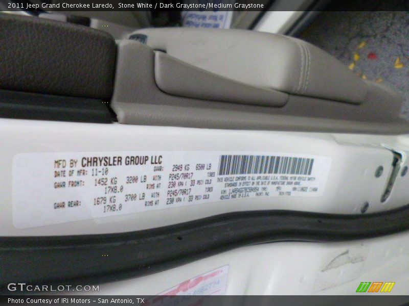 Stone White / Dark Graystone/Medium Graystone 2011 Jeep Grand Cherokee Laredo