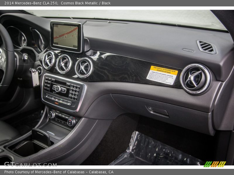 Cosmos Black Metallic / Black 2014 Mercedes-Benz CLA 250