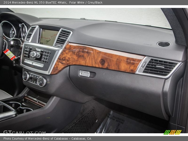 Polar White / Grey/Black 2014 Mercedes-Benz ML 350 BlueTEC 4Matic