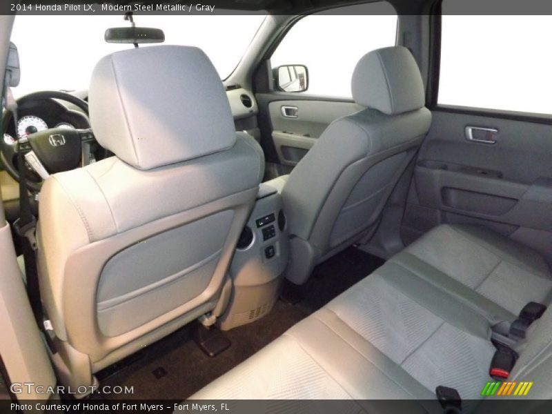 Modern Steel Metallic / Gray 2014 Honda Pilot LX
