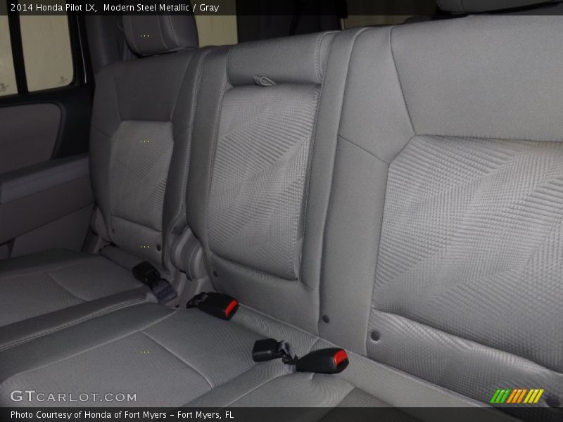 Modern Steel Metallic / Gray 2014 Honda Pilot LX