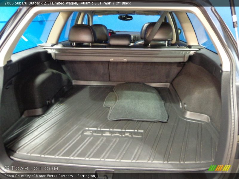 Atlantic Blue Pearl / Off Black 2005 Subaru Outback 2.5i Limited Wagon