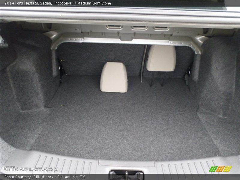 Ingot Silver / Medium Light Stone 2014 Ford Fiesta SE Sedan