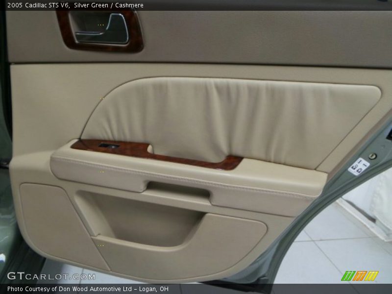 Silver Green / Cashmere 2005 Cadillac STS V6