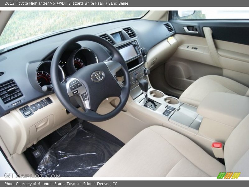 Blizzard White Pearl / Sand Beige 2013 Toyota Highlander V6 4WD