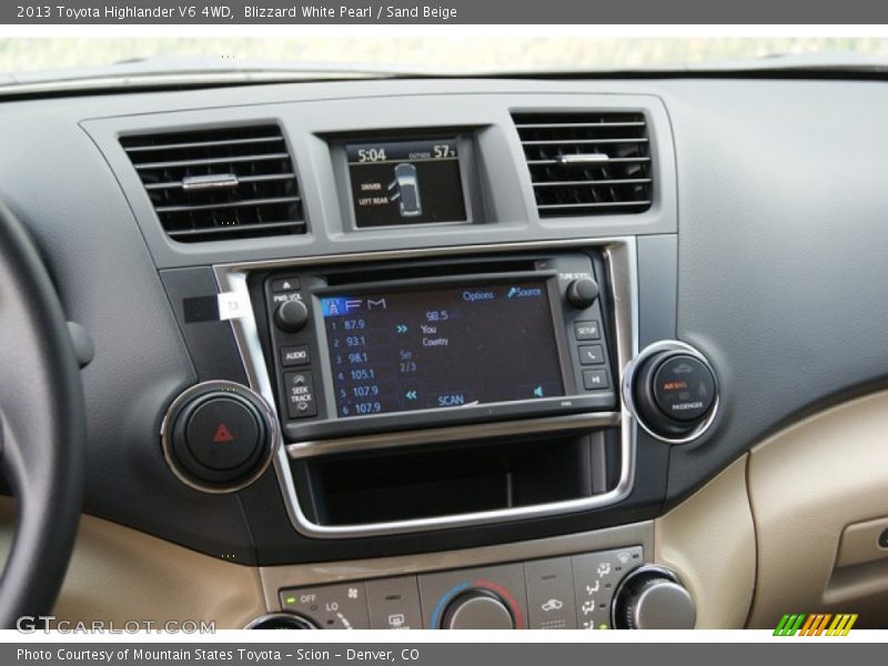 Blizzard White Pearl / Sand Beige 2013 Toyota Highlander V6 4WD