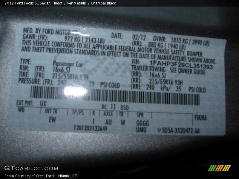 Ingot Silver Metallic / Charcoal Black 2012 Ford Focus SE Sedan