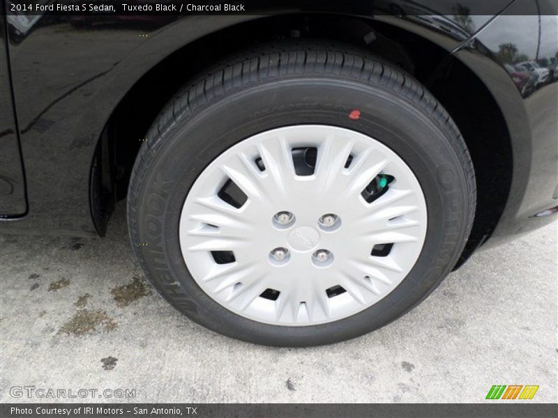 Tuxedo Black / Charcoal Black 2014 Ford Fiesta S Sedan