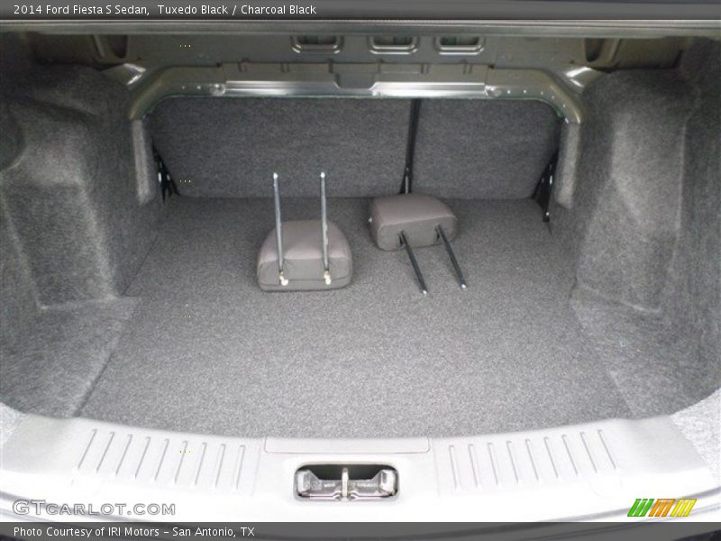 Tuxedo Black / Charcoal Black 2014 Ford Fiesta S Sedan