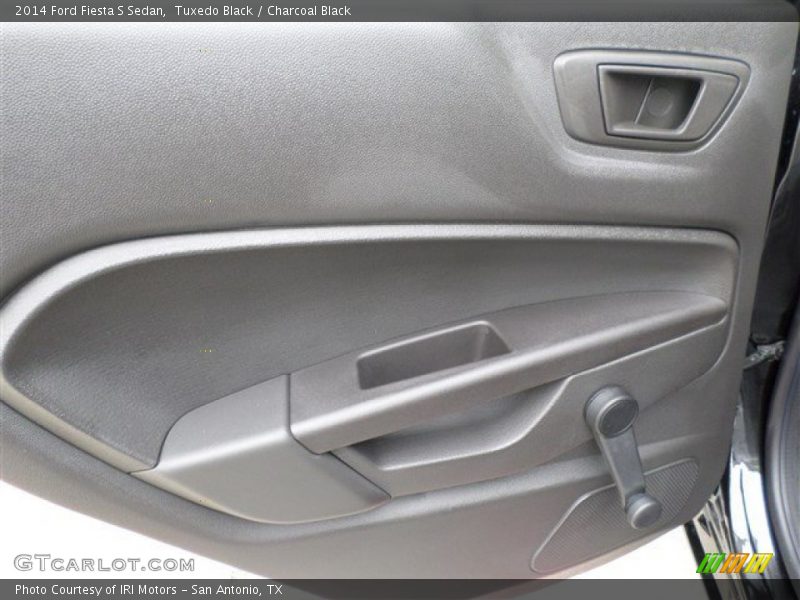 Tuxedo Black / Charcoal Black 2014 Ford Fiesta S Sedan