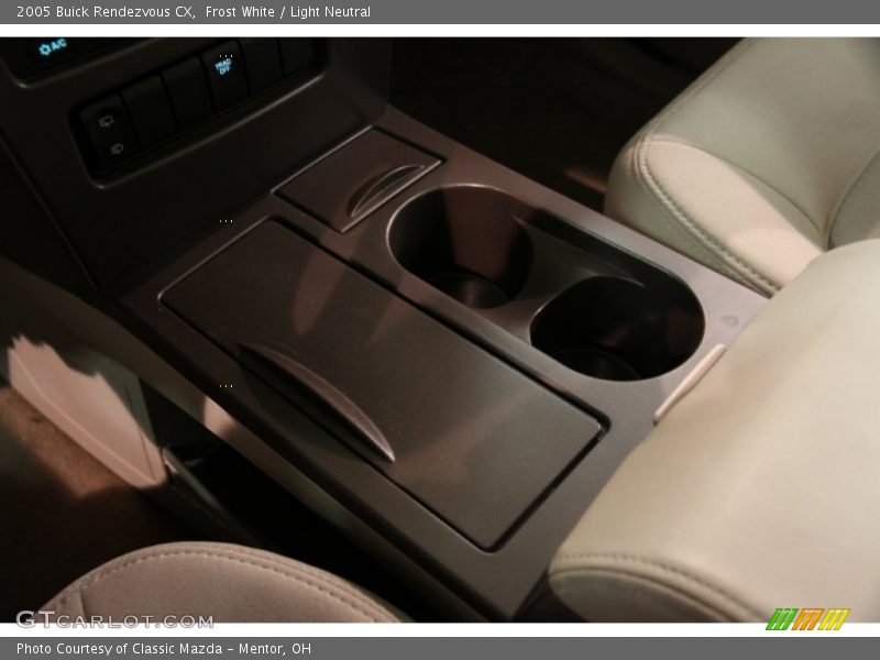 Frost White / Light Neutral 2005 Buick Rendezvous CX