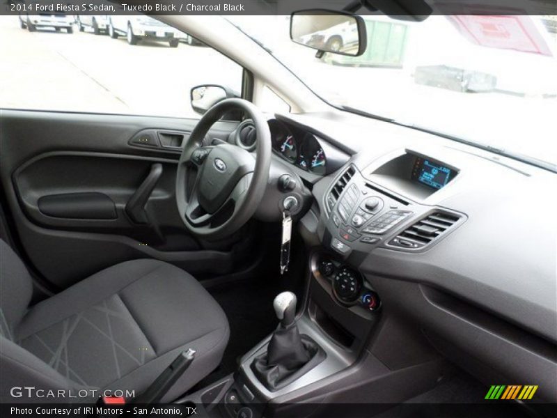 Tuxedo Black / Charcoal Black 2014 Ford Fiesta S Sedan