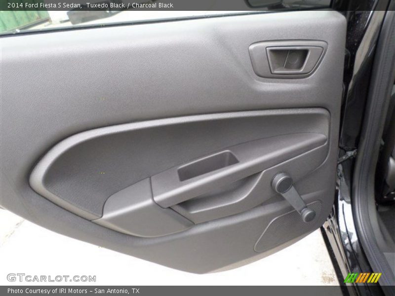 Tuxedo Black / Charcoal Black 2014 Ford Fiesta S Sedan