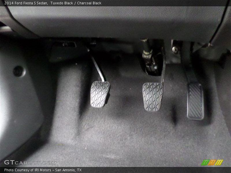 Tuxedo Black / Charcoal Black 2014 Ford Fiesta S Sedan