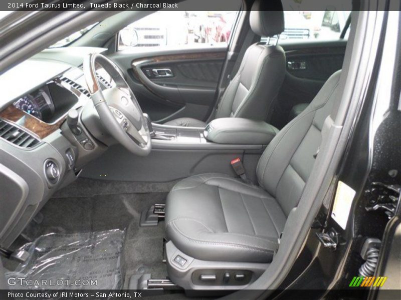 Tuxedo Black / Charcoal Black 2014 Ford Taurus Limited