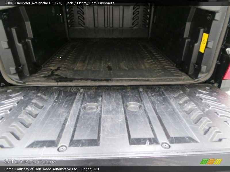 Black / Ebony/Light Cashmere 2008 Chevrolet Avalanche LT 4x4