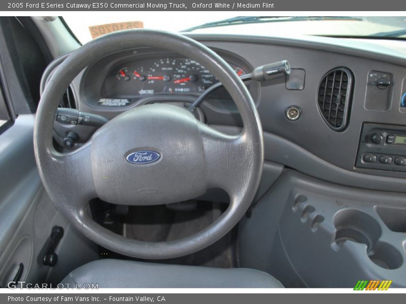 Oxford White / Medium Flint 2005 Ford E Series Cutaway E350 Commercial Moving Truck