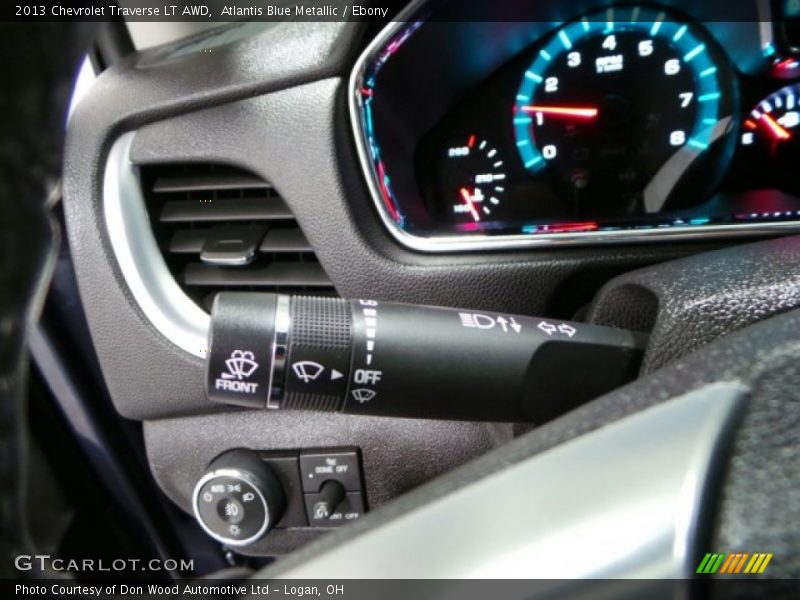 Atlantis Blue Metallic / Ebony 2013 Chevrolet Traverse LT AWD