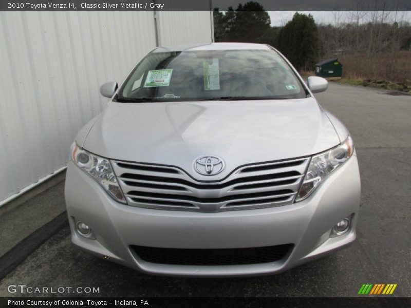 Classic Silver Metallic / Gray 2010 Toyota Venza I4