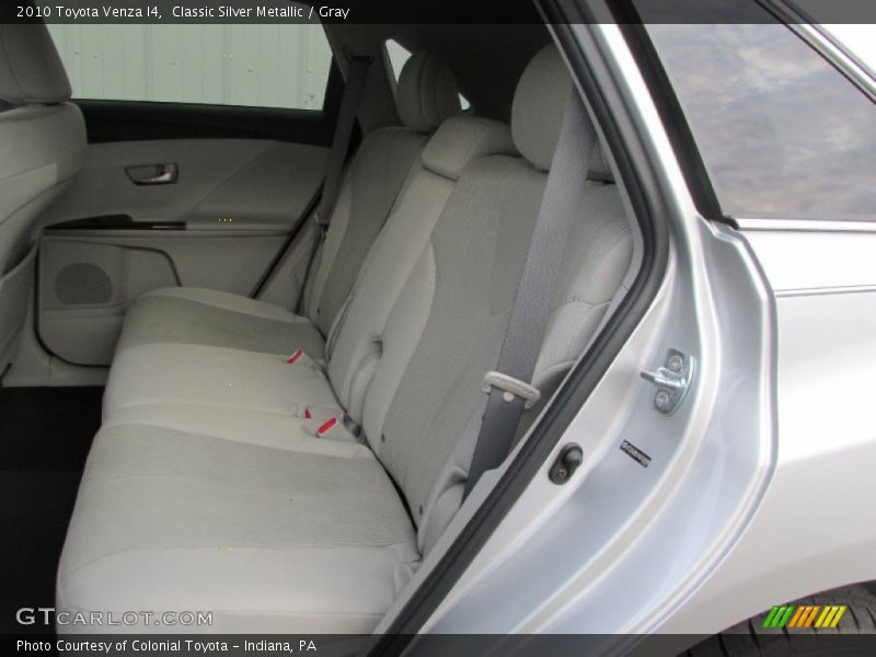 Classic Silver Metallic / Gray 2010 Toyota Venza I4