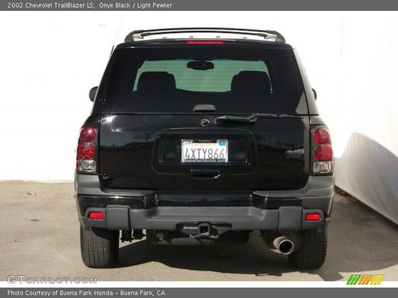 Onyx Black / Light Pewter 2002 Chevrolet TrailBlazer LS