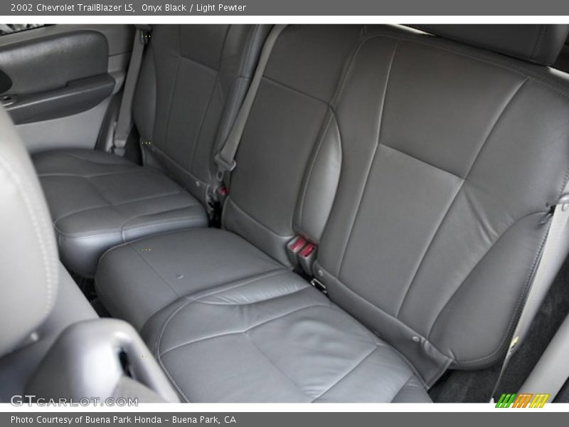 Onyx Black / Light Pewter 2002 Chevrolet TrailBlazer LS