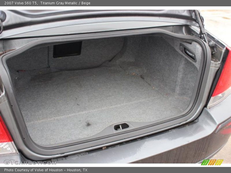  2007 S60 T5 Trunk