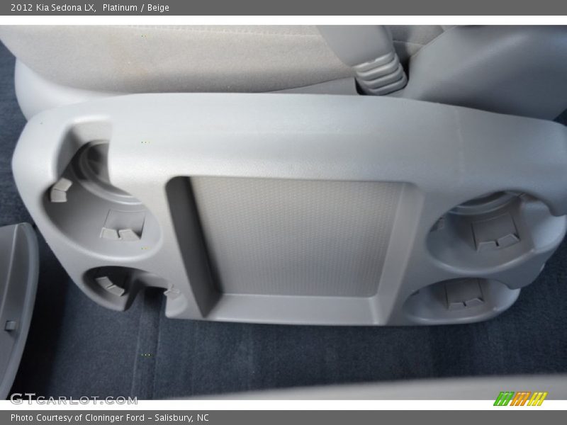 Platinum / Beige 2012 Kia Sedona LX