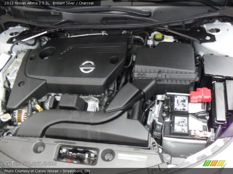 Brilliant Silver / Charcoal 2013 Nissan Altima 2.5 SL