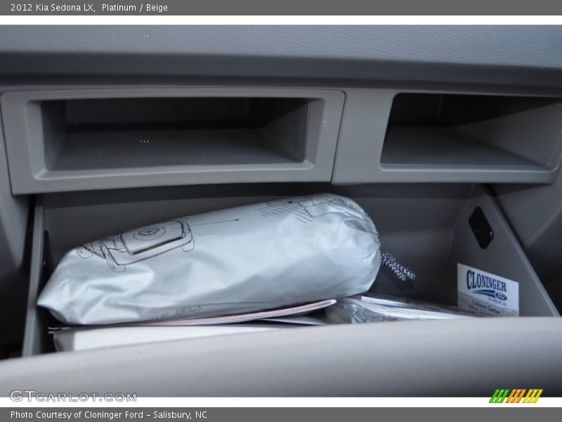 Platinum / Beige 2012 Kia Sedona LX