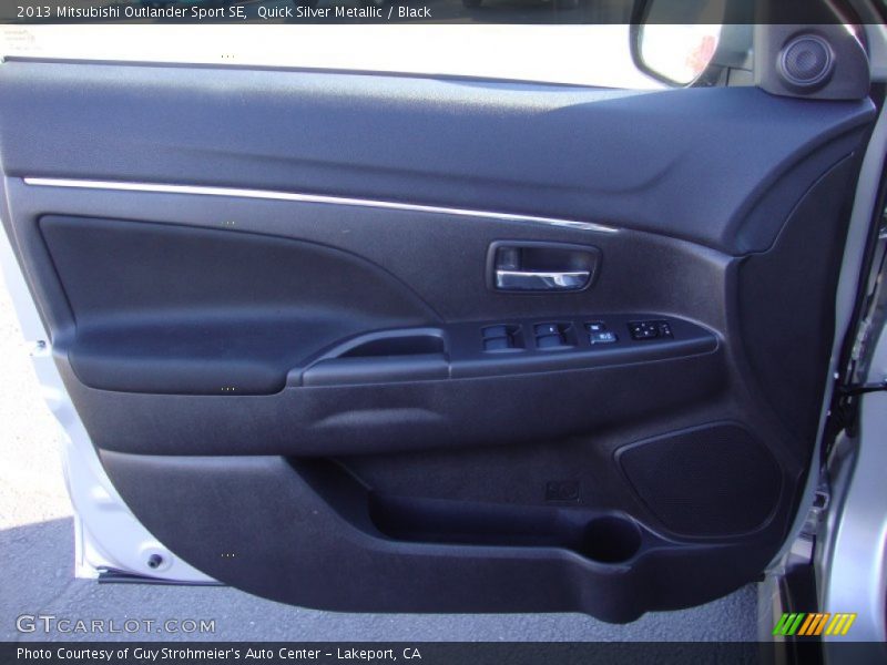 Quick Silver Metallic / Black 2013 Mitsubishi Outlander Sport SE