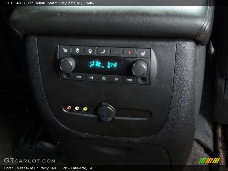 Storm Gray Metallic / Ebony 2010 GMC Yukon Denali