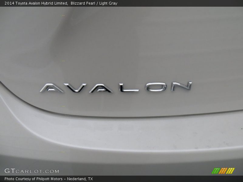 Blizzard Pearl / Light Gray 2014 Toyota Avalon Hybrid Limited