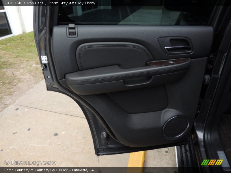 Storm Gray Metallic / Ebony 2010 GMC Yukon Denali