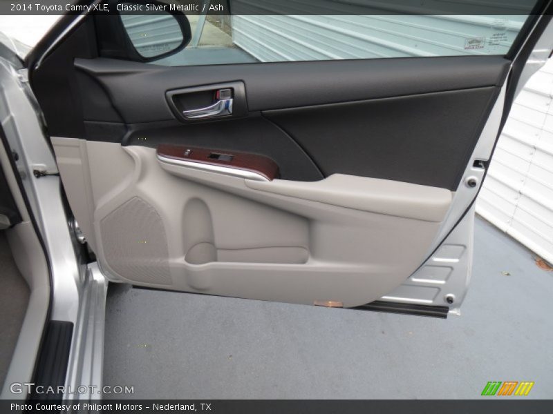 Classic Silver Metallic / Ash 2014 Toyota Camry XLE