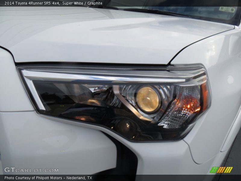 Super White / Graphite 2014 Toyota 4Runner SR5 4x4