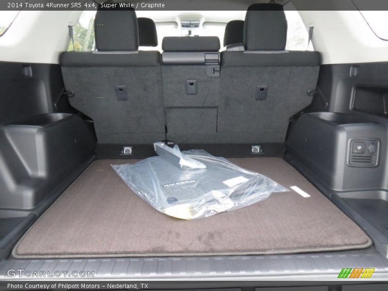 Super White / Graphite 2014 Toyota 4Runner SR5 4x4