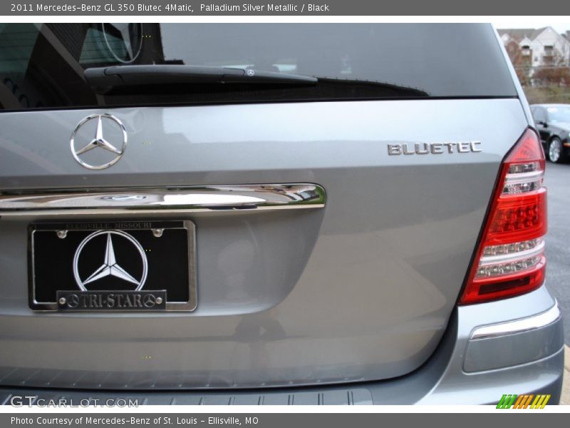 Palladium Silver Metallic / Black 2011 Mercedes-Benz GL 350 Blutec 4Matic