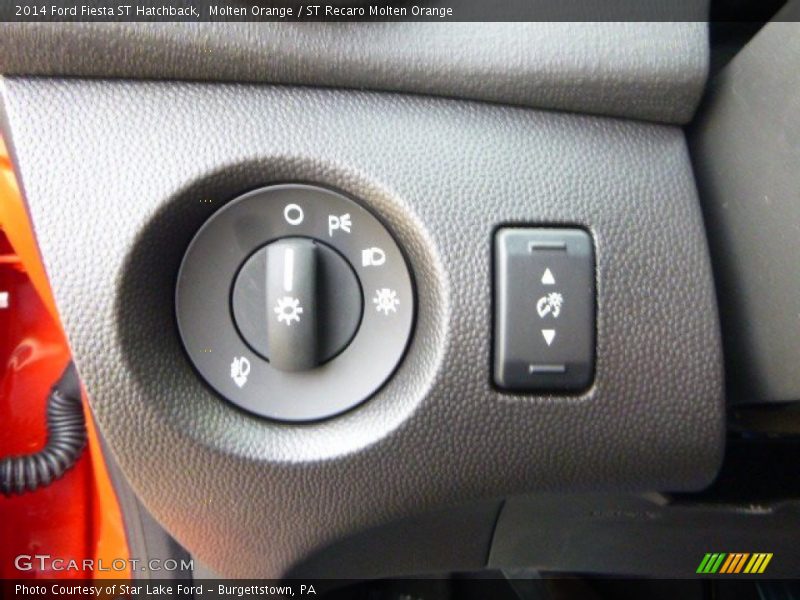 Controls of 2014 Fiesta ST Hatchback