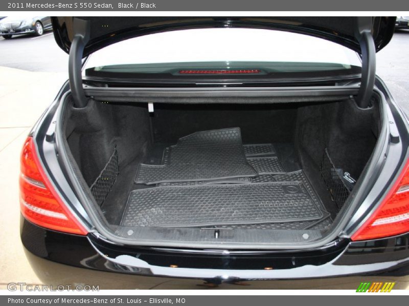 Black / Black 2011 Mercedes-Benz S 550 Sedan