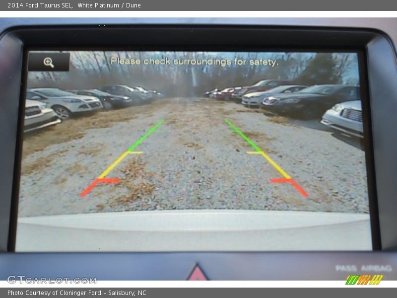 White Platinum / Dune 2014 Ford Taurus SEL